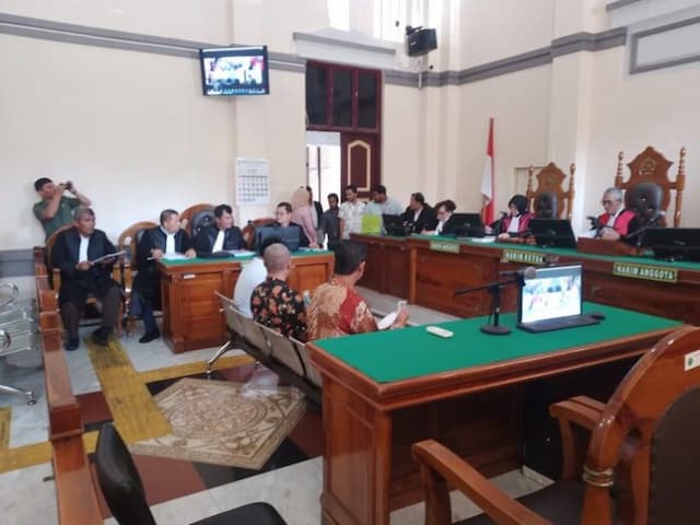 kasus_koneksitas_korupsi_eradikasi_lahan_pt_psu_hakim_tolak_nota_keberatan_3_terdakwa