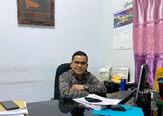 kasus_pelemparan_bom_molotov_di_lbh_medan_tak_jelas_ini_kata_ismail_lubis