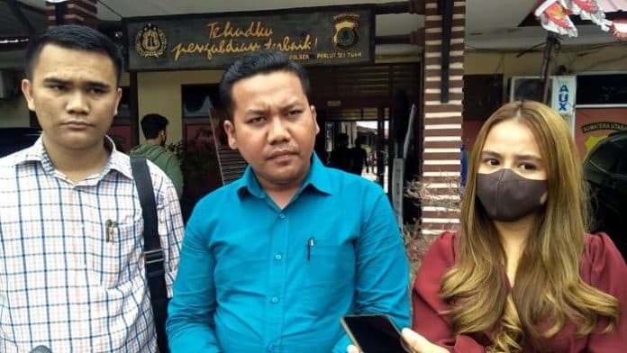 kasus_selebgram_di_medan_kian_memanas_kuasa_hukum_ada_2_sp_sidik_terbit_dengan_nomor_yang_sama
