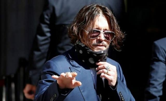 kata_johnny_deep_mantan_istrinya_bab_di_ranjang_akhir_dari_hubungan_mereka