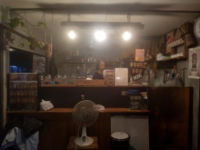kedai_kopi_berkonsep_teduh_ini_ramai_diminati_warga_medan