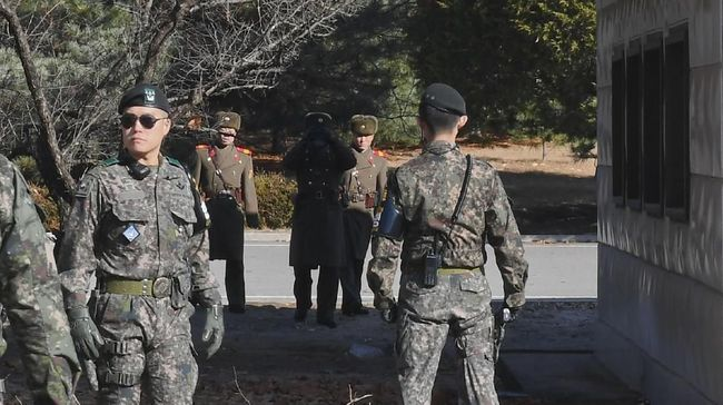 kedapatan_mencuri_bensin_seorang_siswa_tewas_dikeroyok_tentara_korut