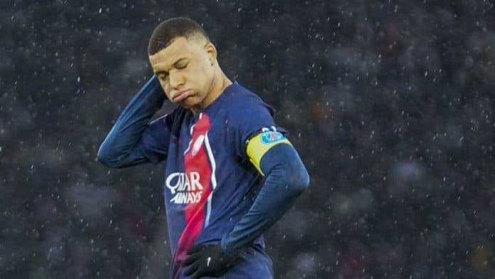 kedatangan_mbappe_diyakini_bisa_kacaukan_ruang_ganti_madrid