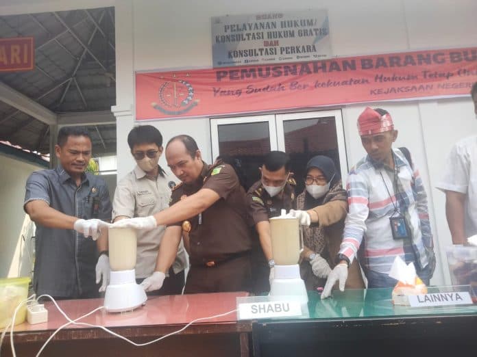 kejari_asahan_musnahkan_narkoba_senilai_hampir_rp_1_m