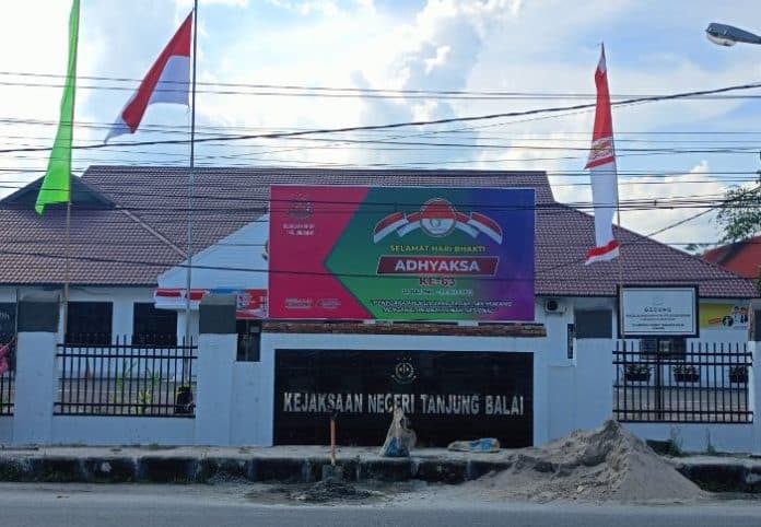 kejari_tanjungbalai_tetapkan_tersangka_korupsi_pembangunan_ruang_praktek_smkn_4