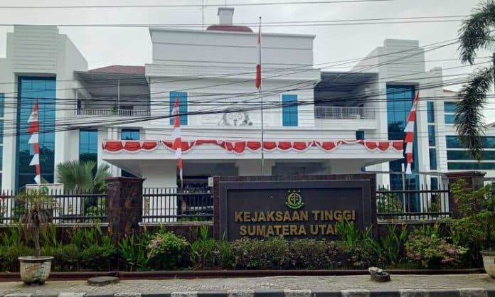 kejati_sumut_terima_pelimpahan_tahap_ii_tersangka_dugaan_penipuan_masuk_akpol