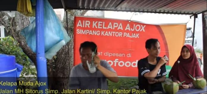 kelapa_muda_ajox_siantar_pilihan_nutrisi_alami_di_pandemi_covid_19