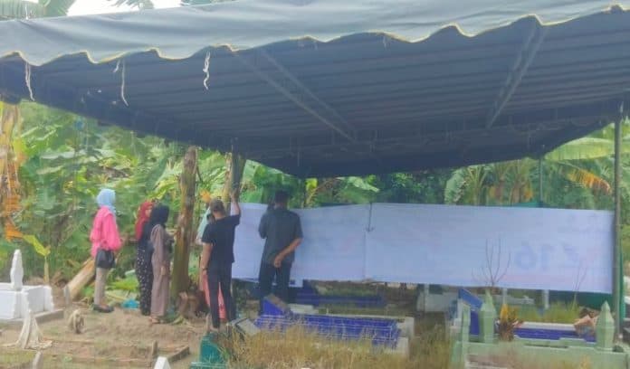 keluarga_hadirkan_tim_forensik_independen_dalam_ekshumasi_makam_ade_nurul_fadillah