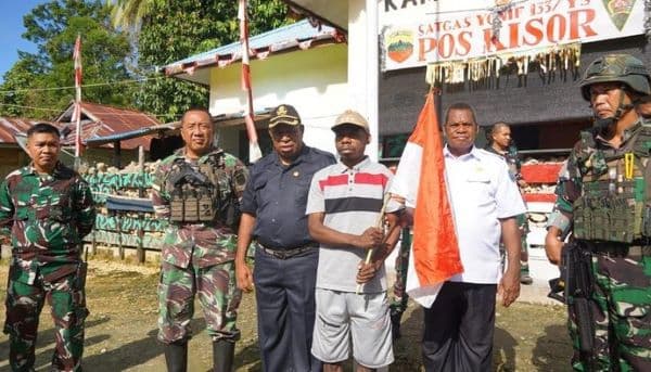 kembali_dalam_kedaulatan_ri_satu_anggota_opm_menyerahkan_diri