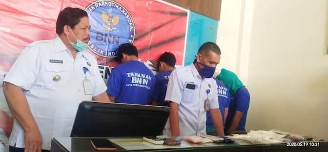kembangkan_penangkapan_oknum_polisi_bnnk_siantar_amankan_2_warga_jalan_tangki