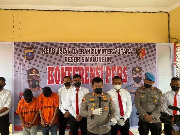 kesal_dimaki_dan_dilempar_mancis_anak_usia_17_tahun_ikut_aniaya_korban_hingga_tewas