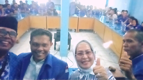 ketua_dpc_demokrat_deli_serdang_minta_kaum_milenial_jangan_buta_politik