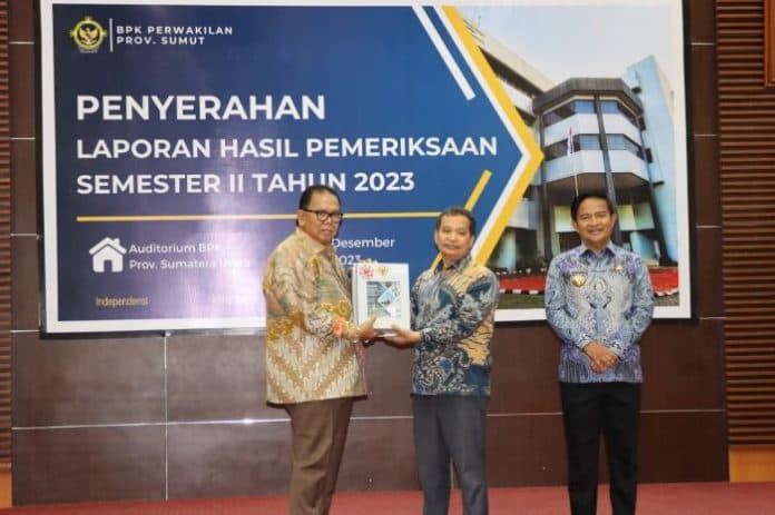ketua_dprd_sumut_dorong_pemprovsu_benahi_infrastruktur_pajak_dan_pengelolaan_sei_mangkei