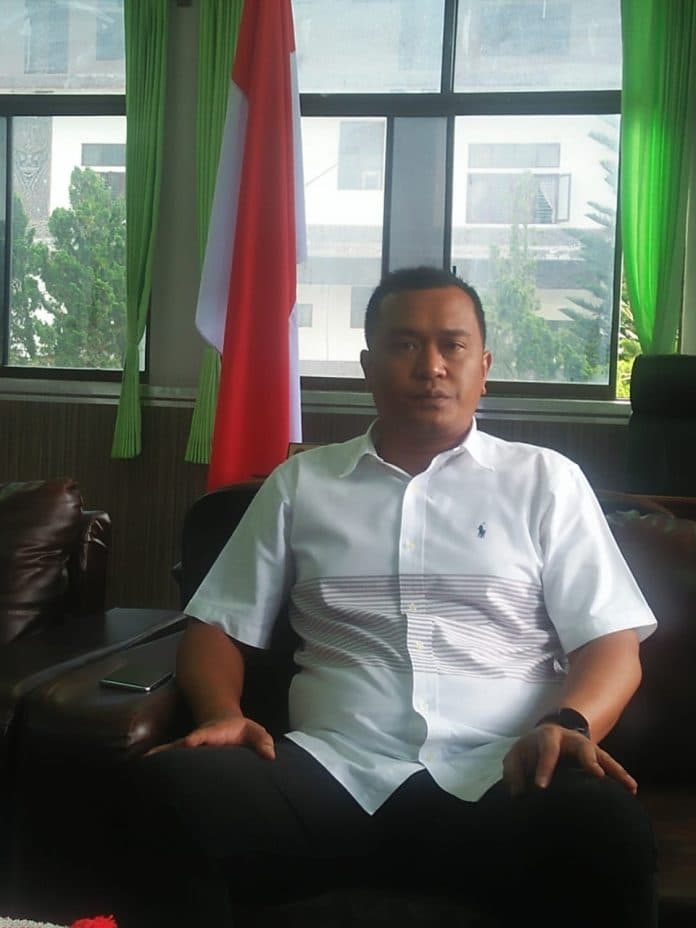ketua_dprd_toba_upayakan_pemanfaatan_apl_desa_siregar_aek_nalas
