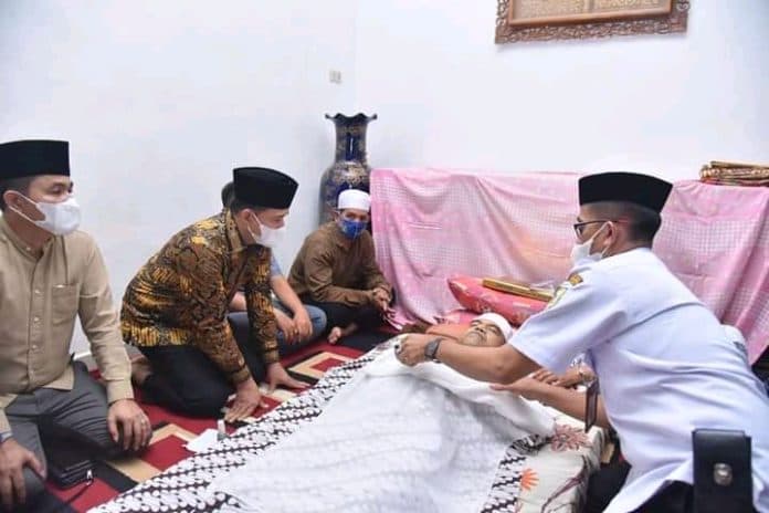 ketua_fraksi_golkar_dprd_batu_bara_ali_hatta_meninggal_dunia