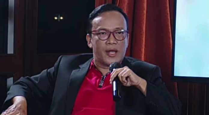 ketua_jokowi_mania_immanuel_ebenezer_dicopot_dari_komisaris_bumn