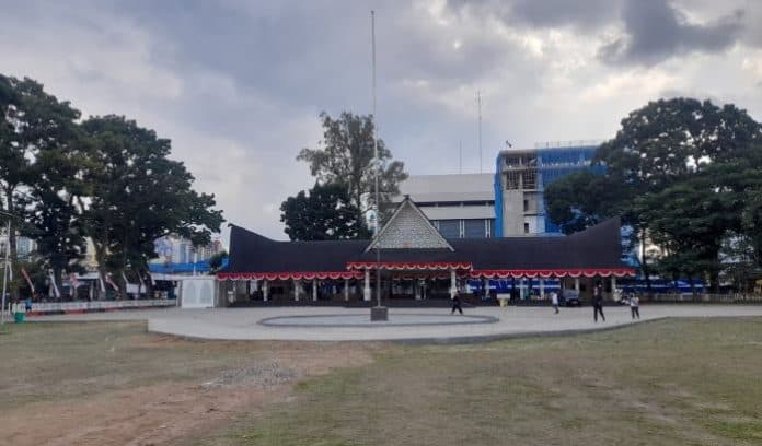 kirap_api_pon_xxi_di_lapangan_adam_malik_siantar_digelar_1_september