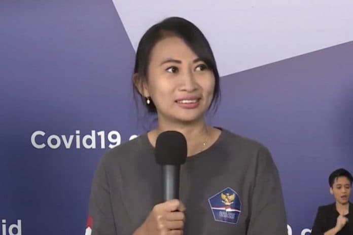 kisah_ika_dewi_si_supir_ambulans_relawan_gugus_tugas_covid_19