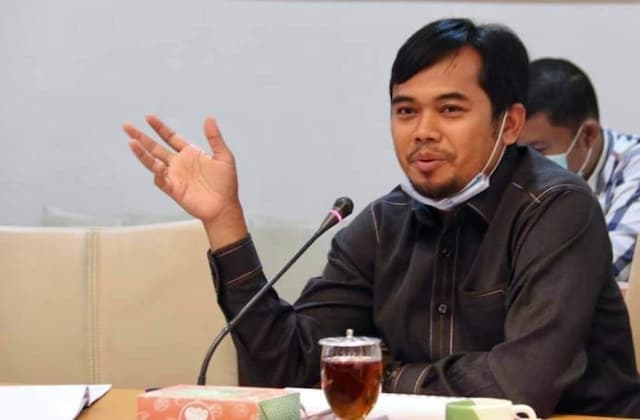 komisi_b_dprdsu_pertanyakan_penguasaan_lahan_register_18