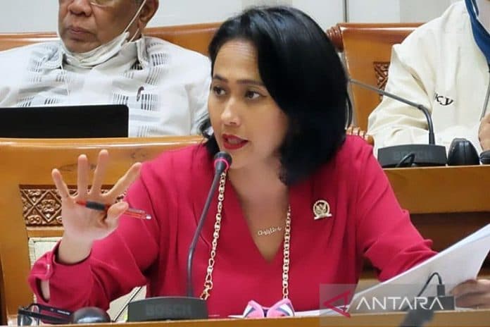 komisi_i_dpr_harap_proses_evakuasi_wni_dari_sudan_lancar