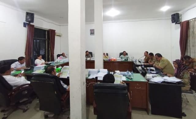 komisi_iii_dprd_setuju_anggaran_laboratorium_dlh_pematangsiantar_dinaikkan