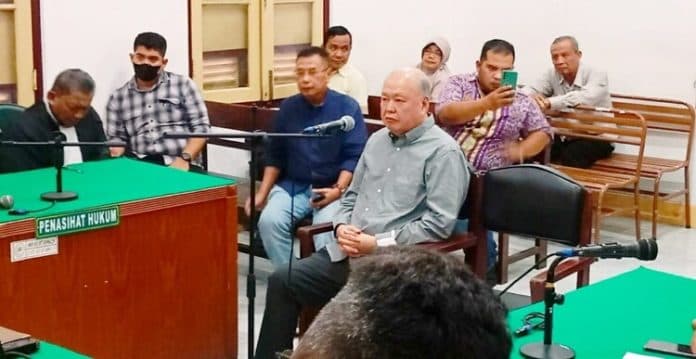 konglomerat_mujianto_kabur_resmi_dinyatakan_sebagai_dpo_kejatisu