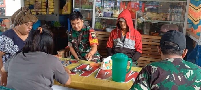 koramil_tiga_juhar_rutin_meningkatkan_komunikasi_kepada_warga_desa