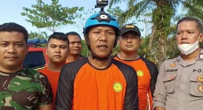 korban_terseret_arus_sungai_sigambus_belum_ditemukan