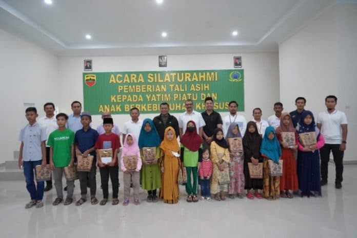 korem_022pt_berbagi_tali_asih_pada_anak_yatim_piatu_dan_berkebutuhan_khusus