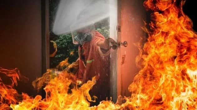 korsleting_listrik_4_orang_sekeluarga_di_jakut_tewas_terbakar
