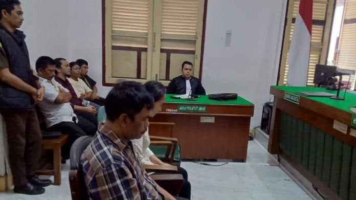 korupsi_relokasi_korban_erupsi_gunung_sinabung_tiga_terdakwa_divonis_bervariasi