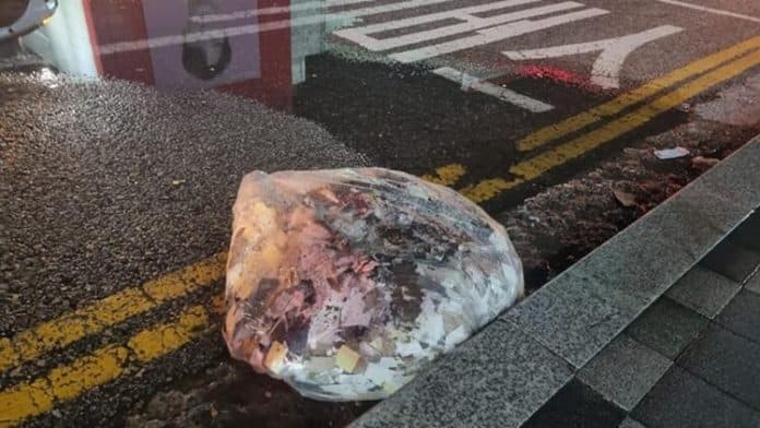 korut_bakal_stop_kirimkan_sampah_raksasa_isi_sampah_ke_korsel