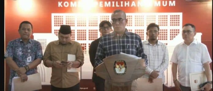 kpu_ri_terima_pendaftaran_bacaleg_pemilu_2024_pada_1_14_mei