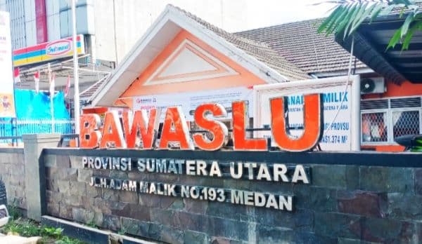 kpu_tapteng_dan_labura_tolak_berkas_paslon_begini_respon_bawaslu_sumut
