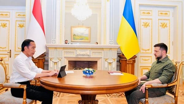 kremlin_konfirmasi_pesan_lisan_zelensky_ke_putin_via_jokowi