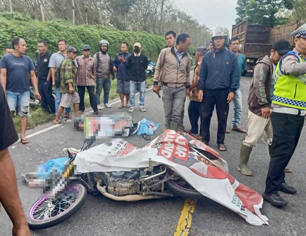 kronologi_kejadian_ayah_dan_balitanya_tewas_dilindas_truk_di_simalungun