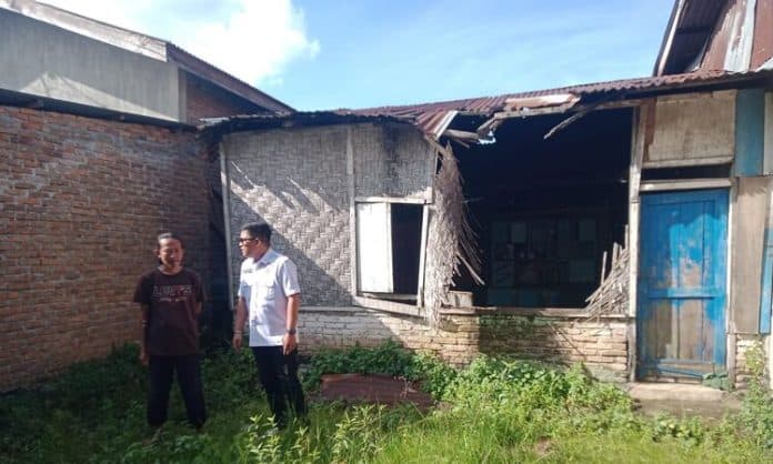 kunjungi_warga_dprd_simalungun_dorong_pemkab_prioritaskan_bedah_rumah