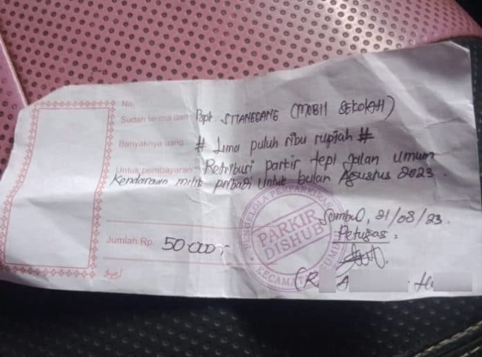 kutipan_parkir_berbau_pungli_resahkan_pengusaha_transportasi_di_dairi