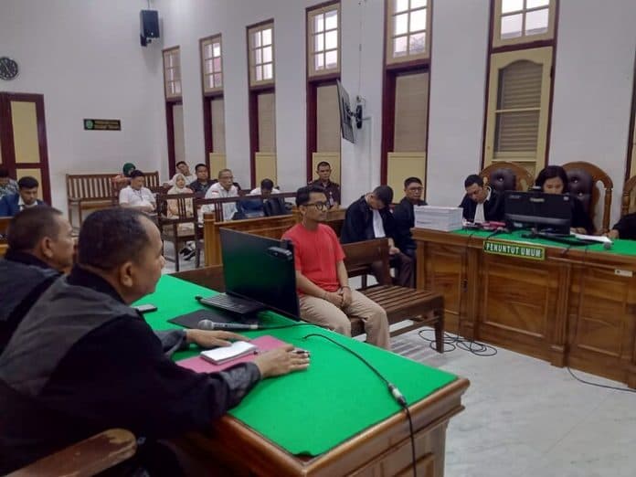 ky_pantau_sidang_tuntutan_penggelembungan_suara_pemilu_oknum_ppk_medan_timur