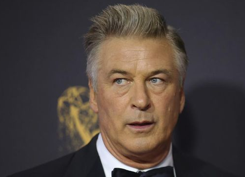 lagi_alec_baldwin_digugat_atas_kematian_sinematografer_film_rust