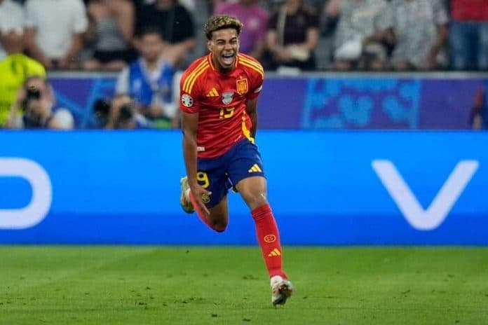lamine_yamal_pemain_spanyol_berusia_16_tahun_cetak_sejarah_di_piala_eropa