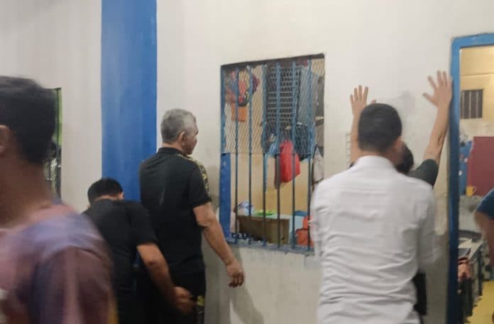 lapas_narkotika_kelas_iia_pematangsiantar_kembali_razia_kamar_napi
