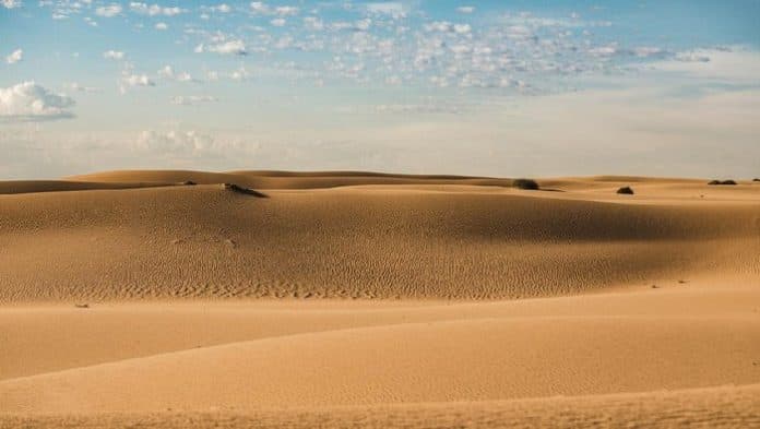 letak_astronomis_salah_satu_alasan_terbentuknya_gurun_di_australia