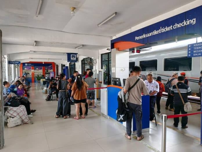 libur_sekolah_sebanyak_146482_tiket_kai_divre_i_sumut_terjual