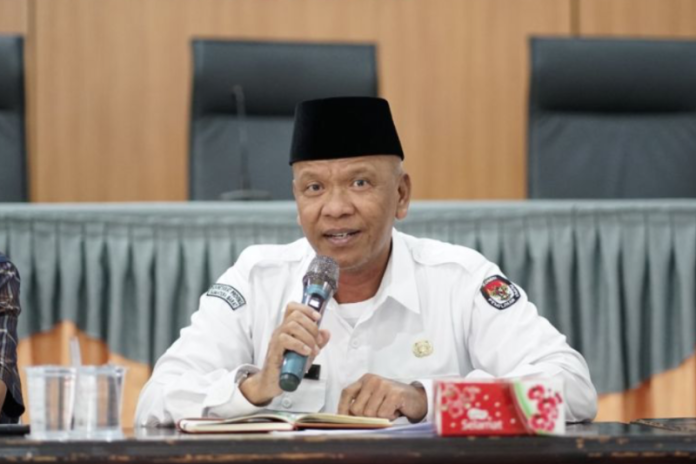 lima_komisioner_kpu_sumbar_terpilih_periode_2023_2028_diumumkan_berikut_nama_namanya