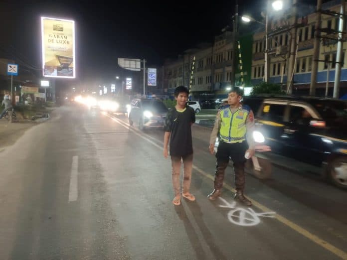 lima_pejalan_kaki_ditabrak_sepeda_motor_di_depan_bioskop_siantar