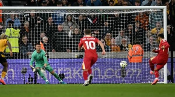 liverpool_puncaki_klasemen_arne_slot_hindari_pembahasan_jauh