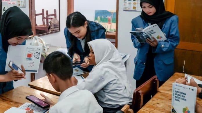 mahasiswa_umsu_sukses_rancang_buku_spasial_math_bangun_ruang_anak_tunarungu