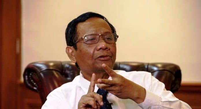 mahfud_md_soroti_huruf_alquran_salah_cetak_kemenag_ditemukan_sejak_tahun_2022
