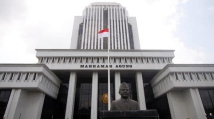 mahkamah_agung_tak_perbolehkan_pencatatan_perkawinan_beda_agama